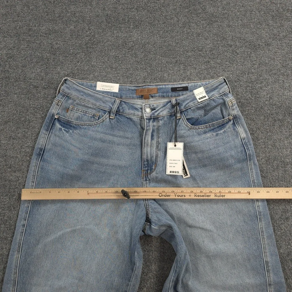 Judy Blue Jeans Womens 18W Light Wash High Rise Baggy Straight Stretch Denim NEW